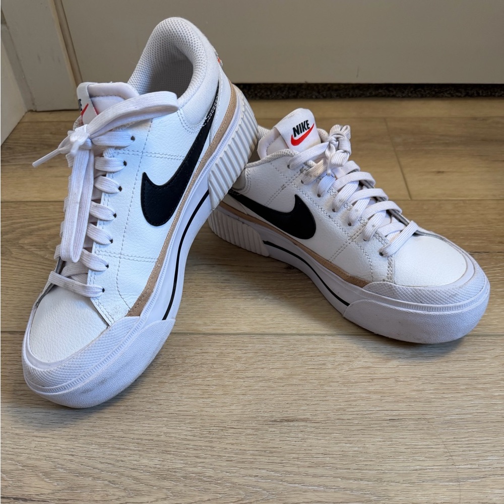Nike White and Black Court Sneakers
